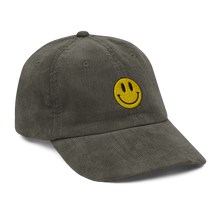 Load image into Gallery viewer, SMILEY CORDUROY CAP

